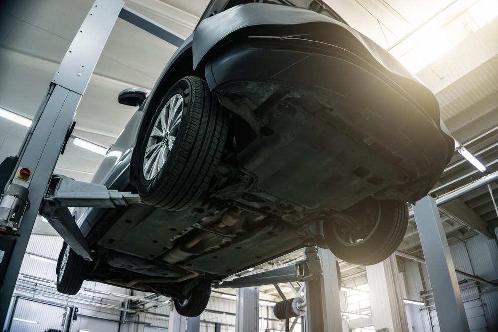 Featured image for “Hydraulic Car Lifts: Everything You Need to Know”